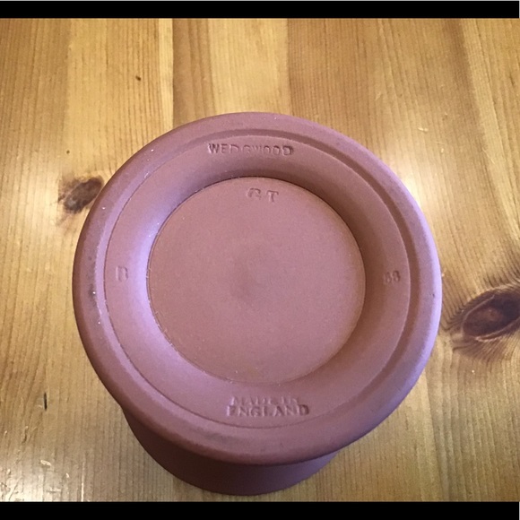 RARE VINTAGE WEDGWOOD TERRACOTTA POSY VASE - Picture 9 of 9